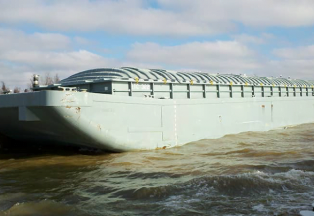 Hopper Barge